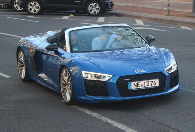 Audi R8 V10 Spyder 2016