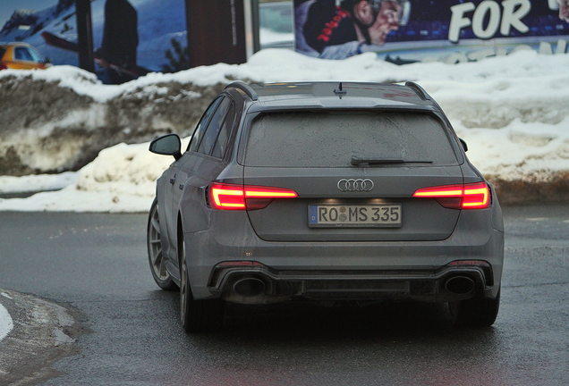 Audi RS4 Avant B9