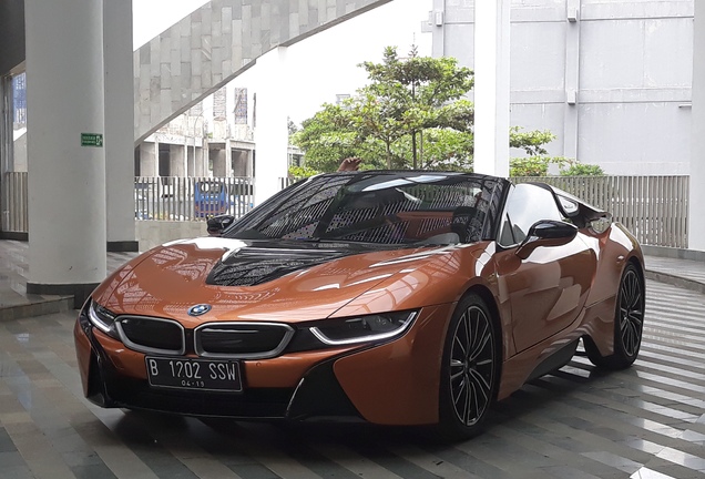 BMW i8 Roadster