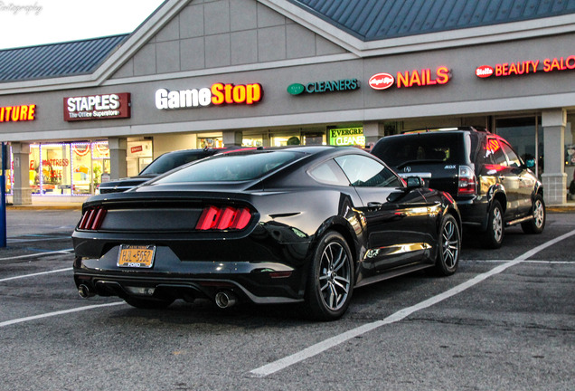 Ford Mustang GT 2015