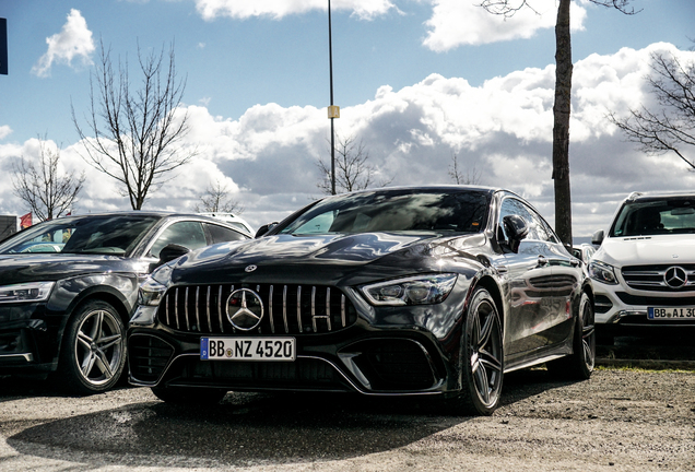 Mercedes-AMG GT 63 X290