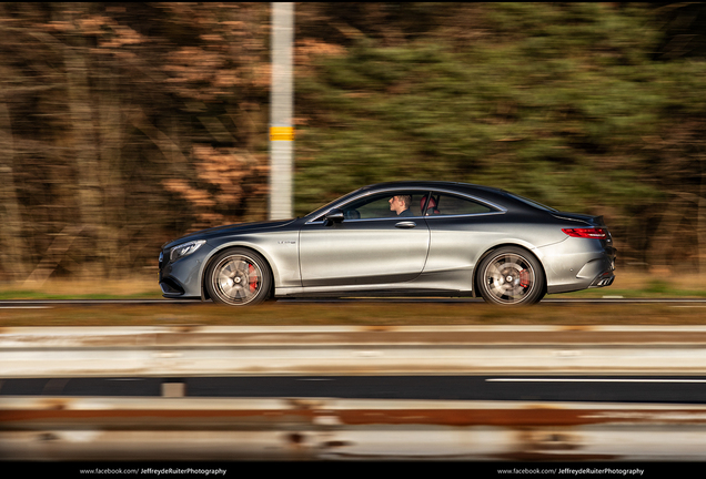 Mercedes-AMG S 63 Coupé C217