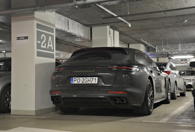 Porsche 971 Panamera Turbo S E-Hybrid Sport Turismo