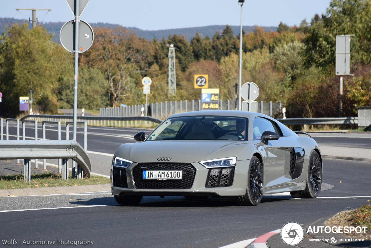 Audi R8 V10 Plus 2015