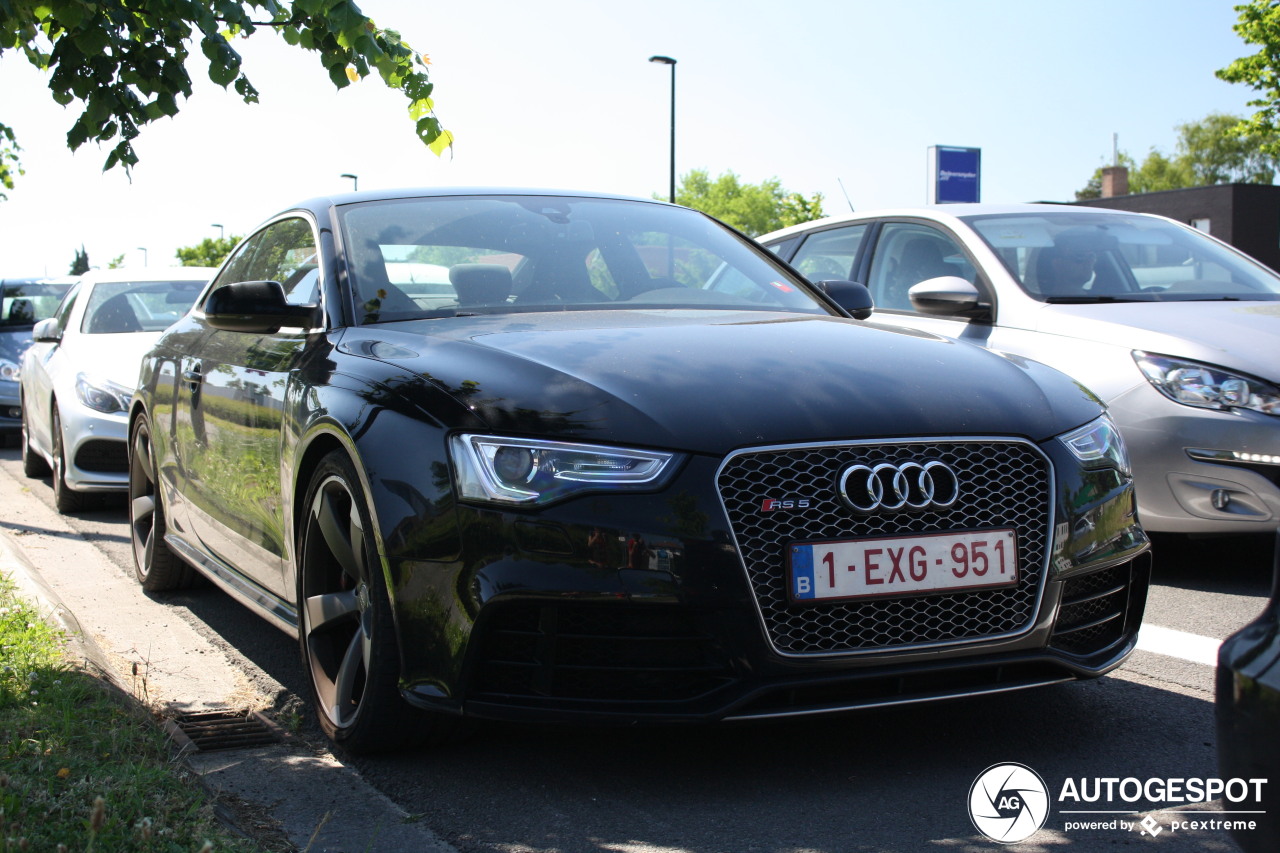 Audi RS5 B8 2012