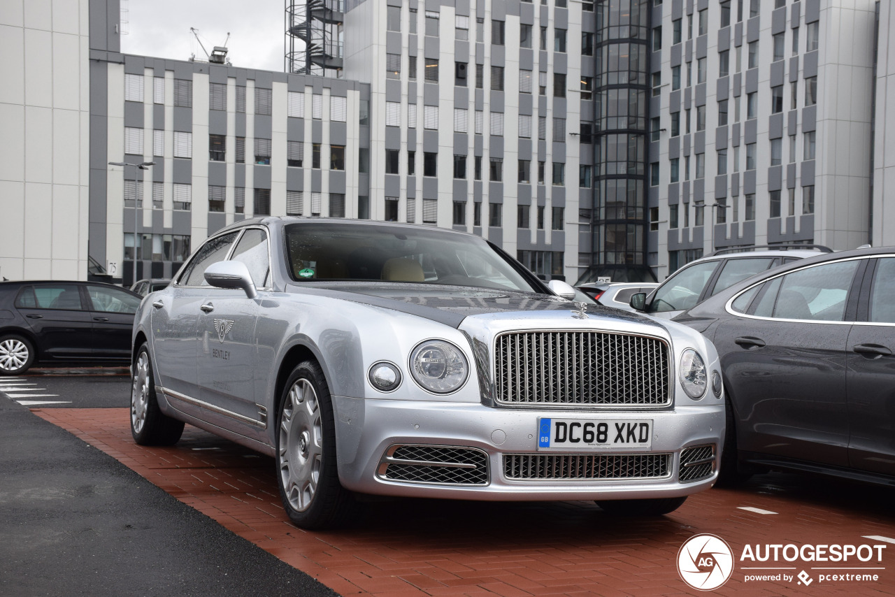 Bentley Mulsanne EWB 2016