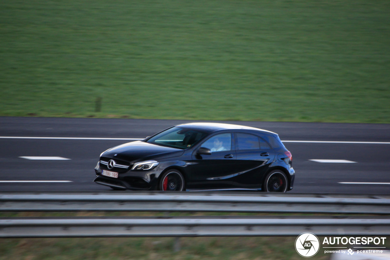 Mercedes-AMG A 45 W176 2015