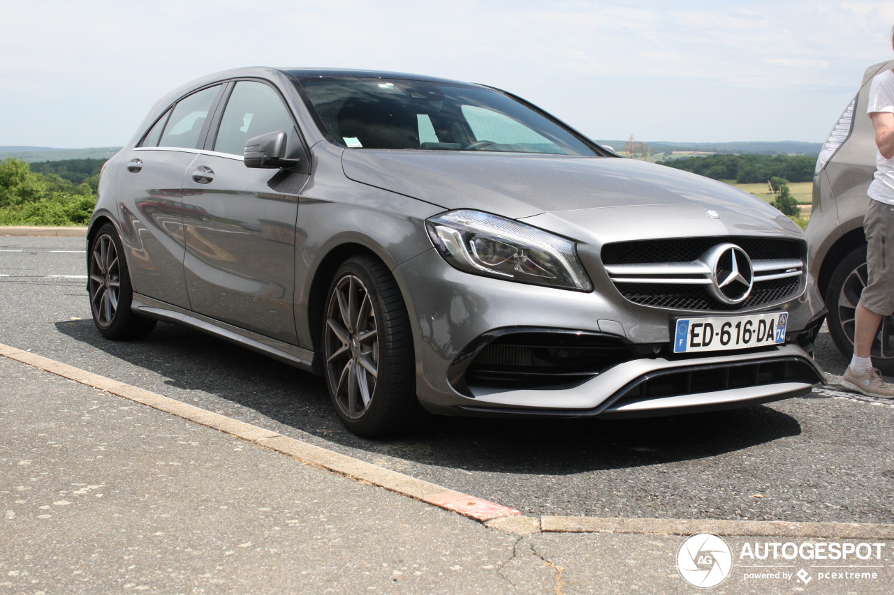 Mercedes-AMG A 45 W176 2015