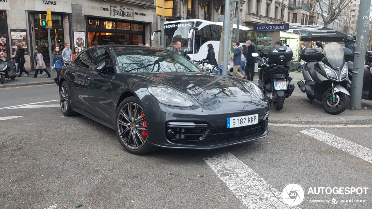 Porsche 971 Panamera Turbo Sport Turismo