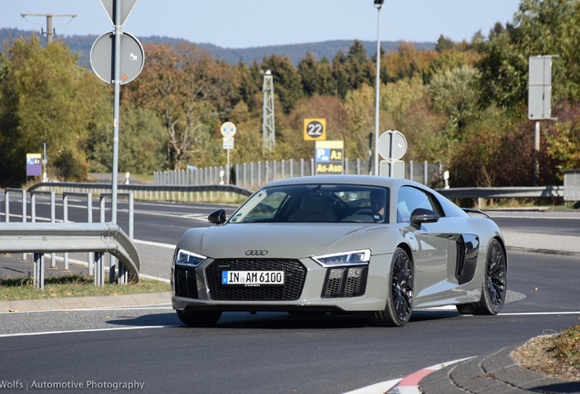 Audi R8 V10 Plus 2015