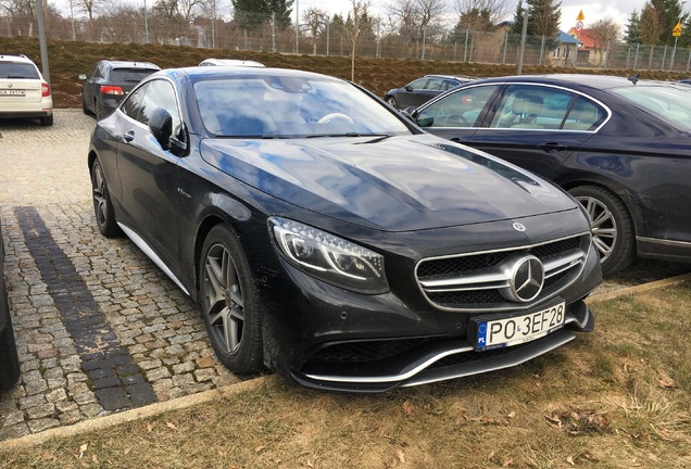 Mercedes-AMG S 63 Coupé C217