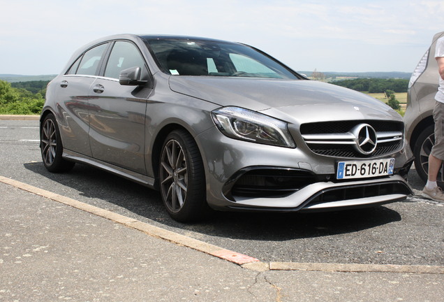 Mercedes-AMG A 45 W176 2015