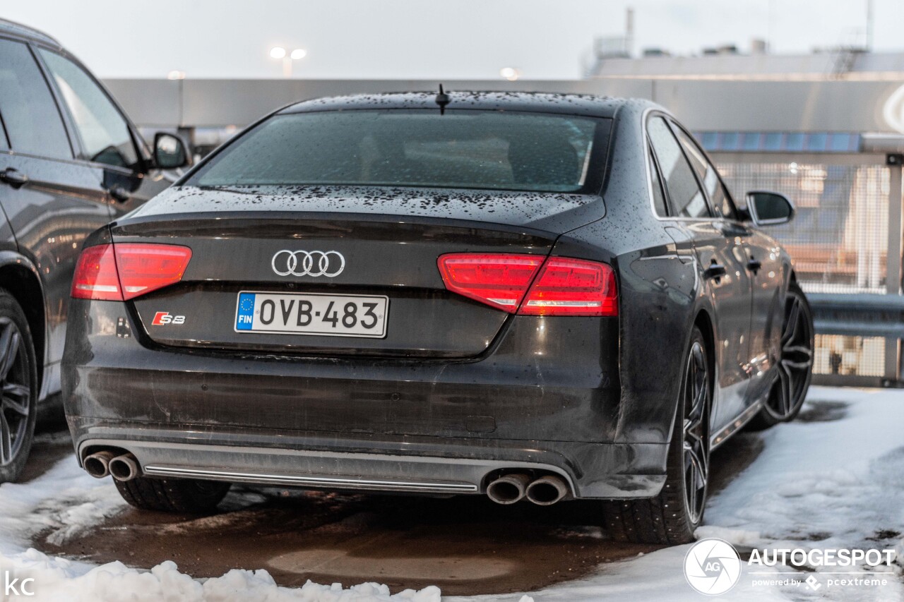 Audi S8 D4