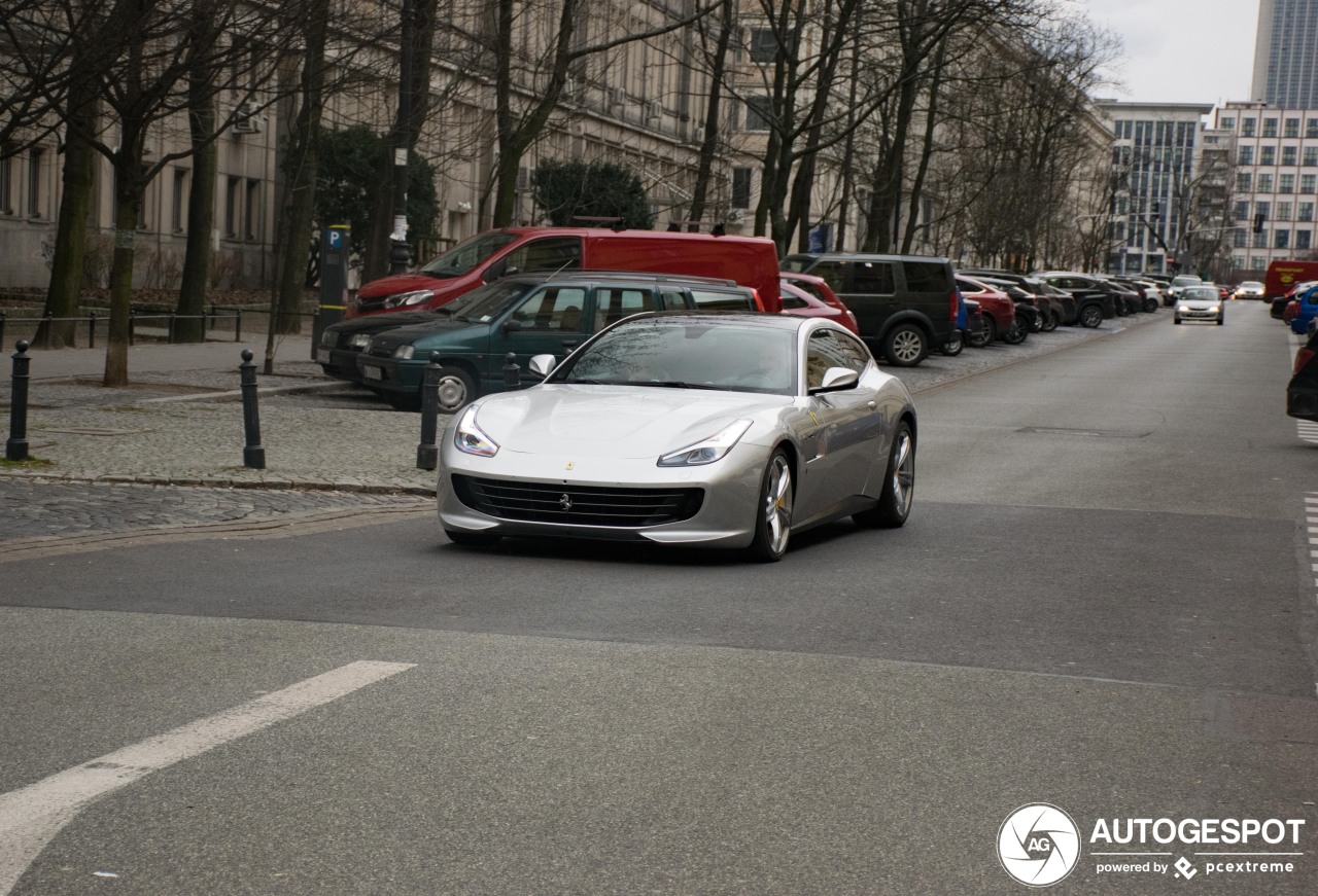 Ferrari GTC4Lusso