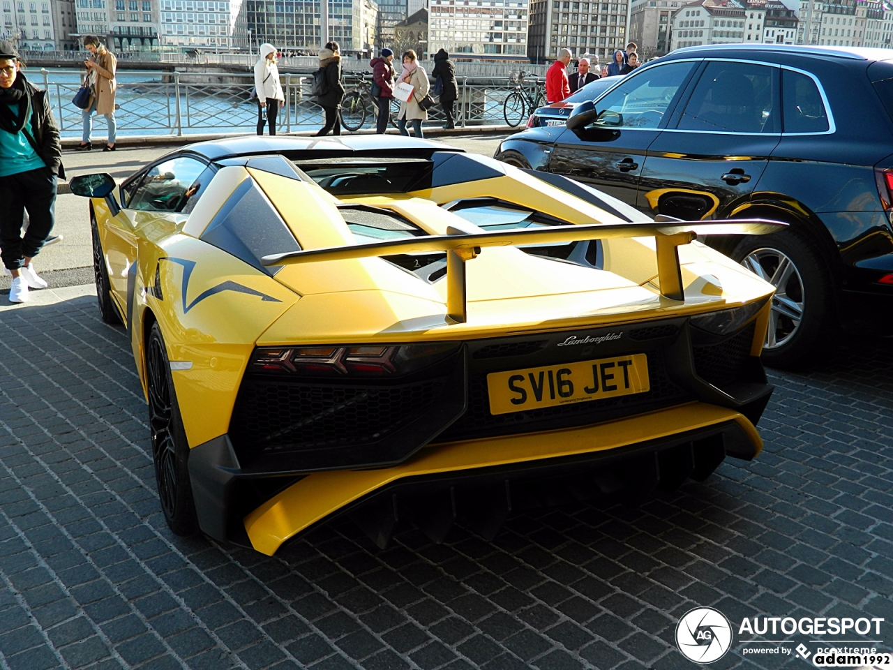 Lamborghini Aventador LP750-4 SuperVeloce Roadster