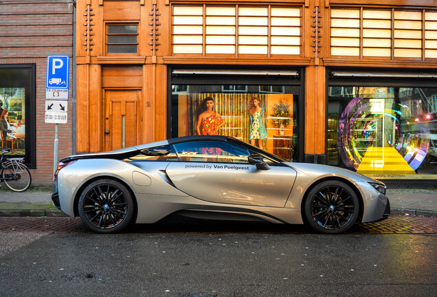 BMW i8 Roadster