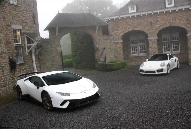 Lamborghini Huracán LP640-4 Performante