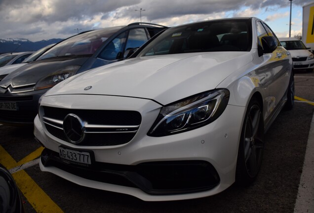 Mercedes-AMG C 63 S W205