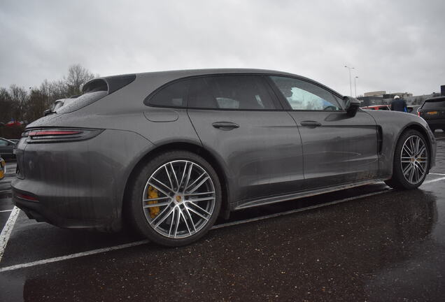 Porsche 971 Panamera Turbo Sport Turismo