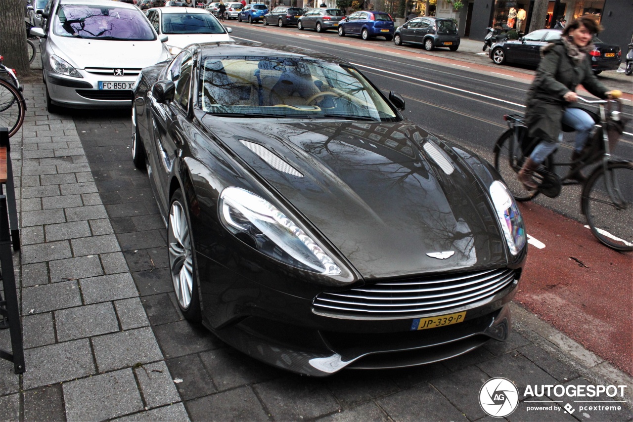 Aston Martin Vanquish 2013