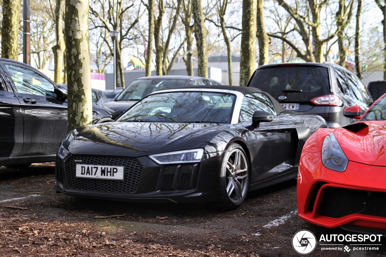 Audi R8 V10 Spyder 2016