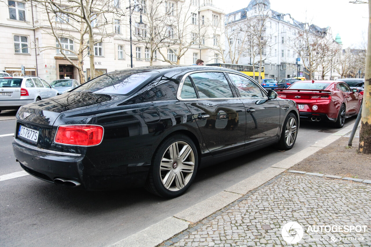 Bentley Flying Spur V8