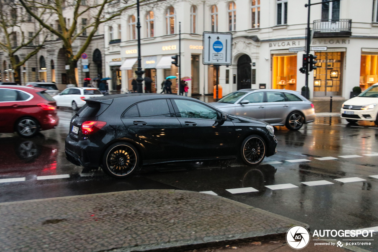 Mercedes-AMG A 45 W176 2015