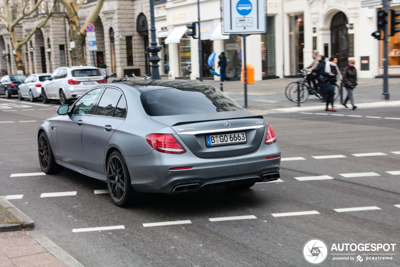 Mercedes-AMG E 63 S W213