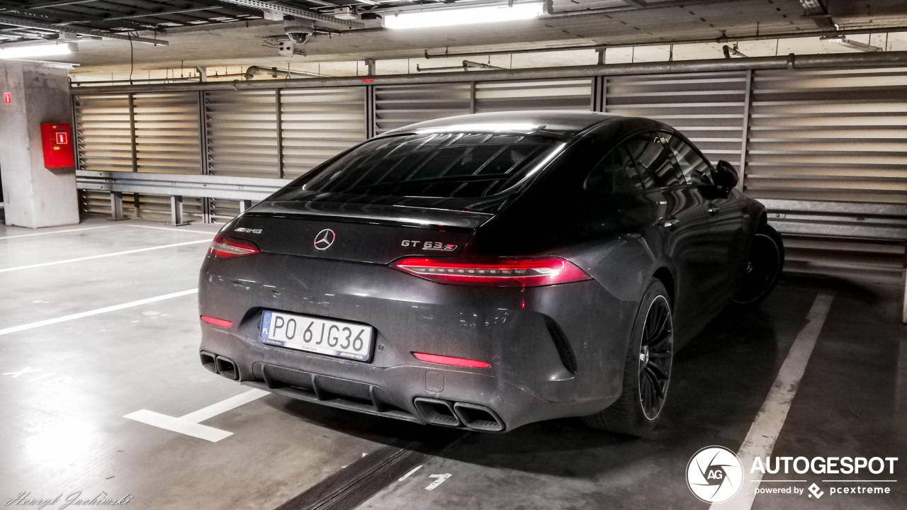 Mercedes-AMG GT 63 S X290