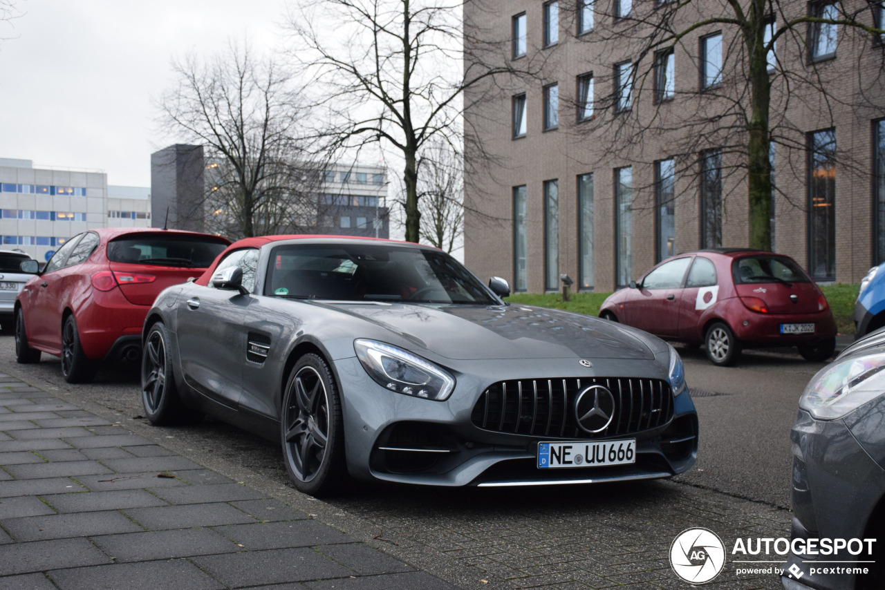 Mercedes-AMG GT Roadster R190