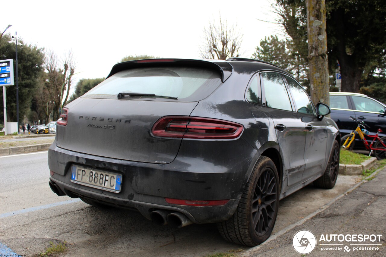 Porsche 95B Macan GTS