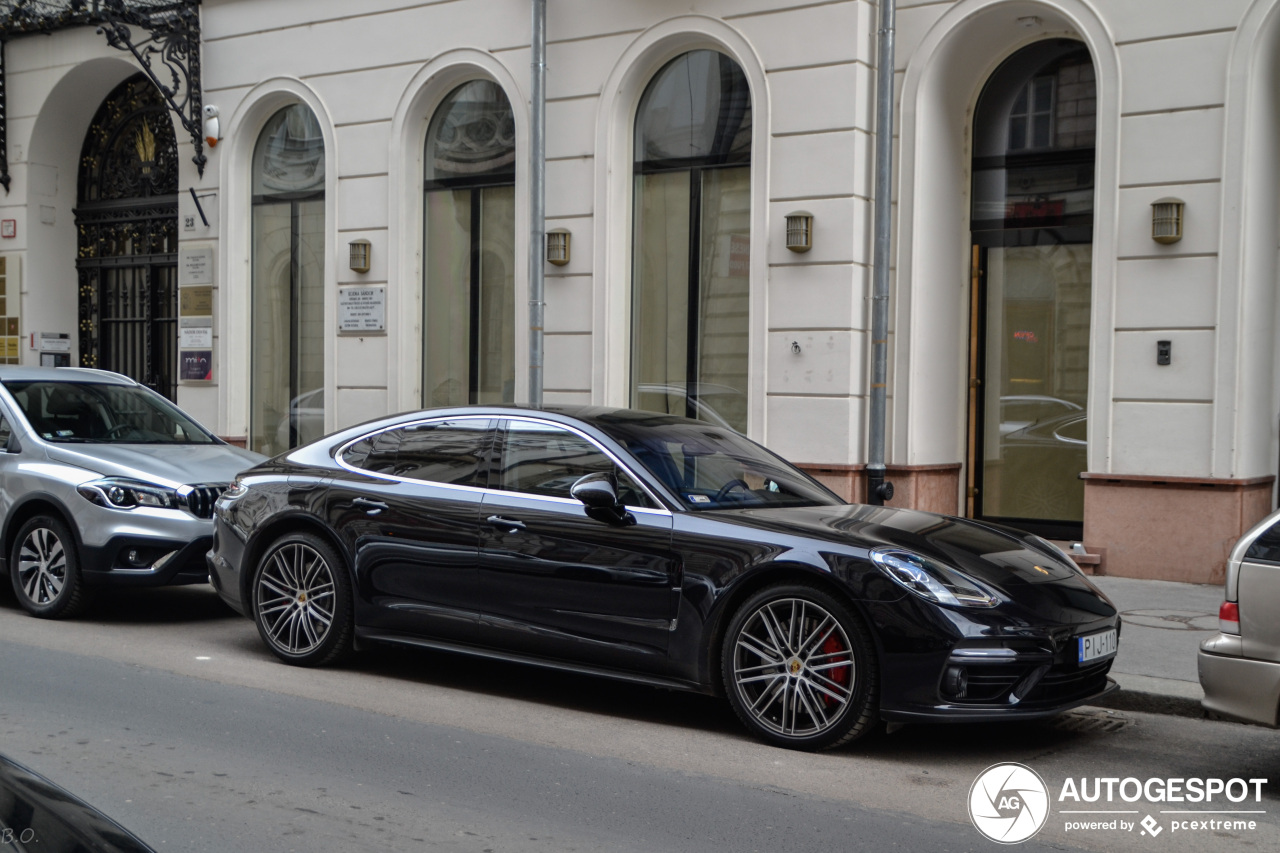 Porsche 971 Panamera Turbo