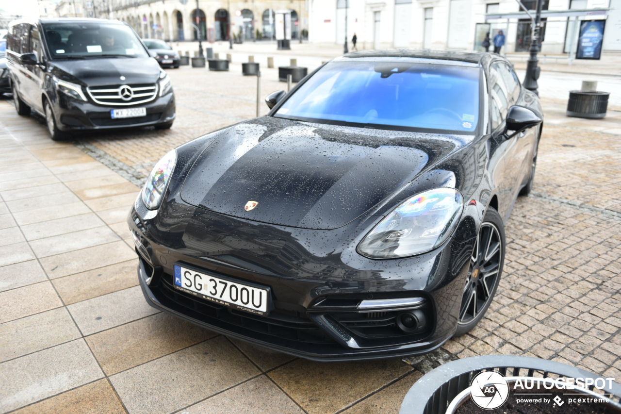 Porsche 971 Panamera Turbo Sport Turismo