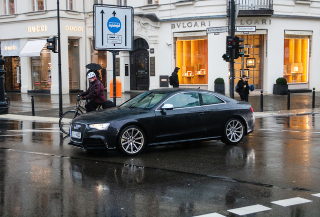 Audi RS5 B8 2012