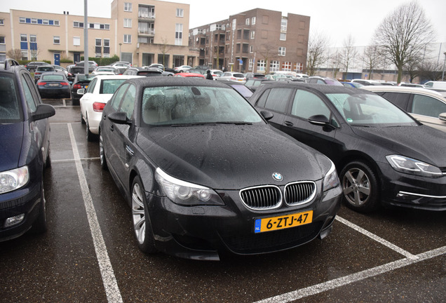 BMW M5 E60 2007