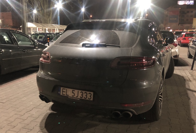 Porsche 95B Macan GTS