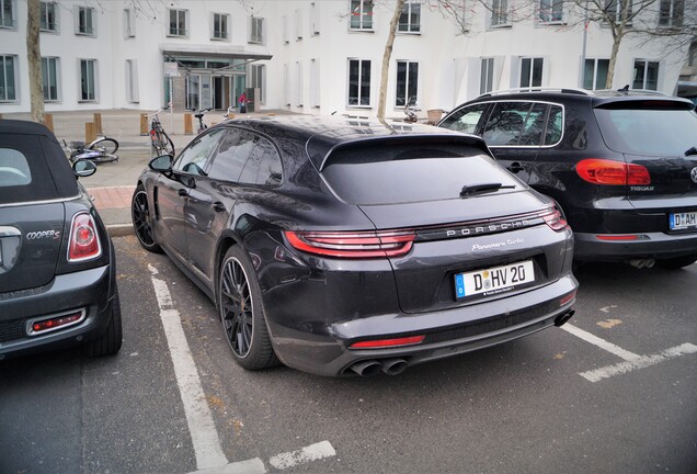 Porsche 971 Panamera Turbo Sport Turismo