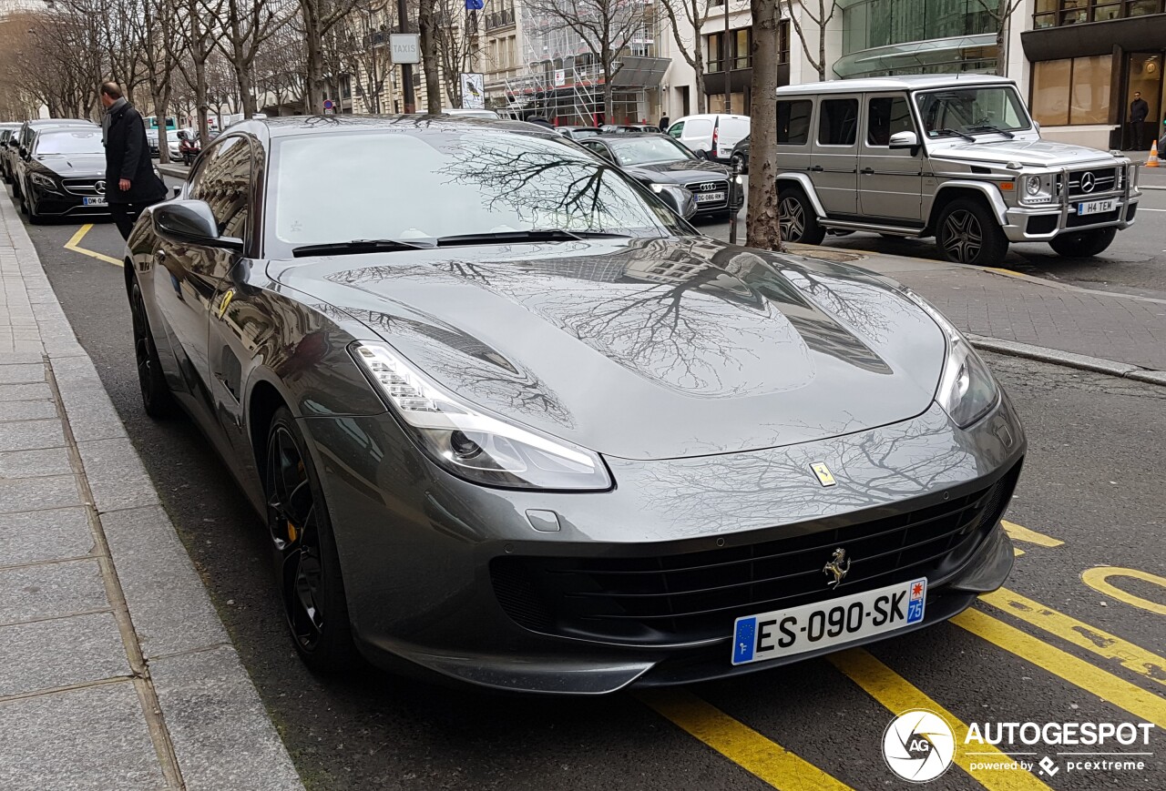 Ferrari GTC4Lusso T