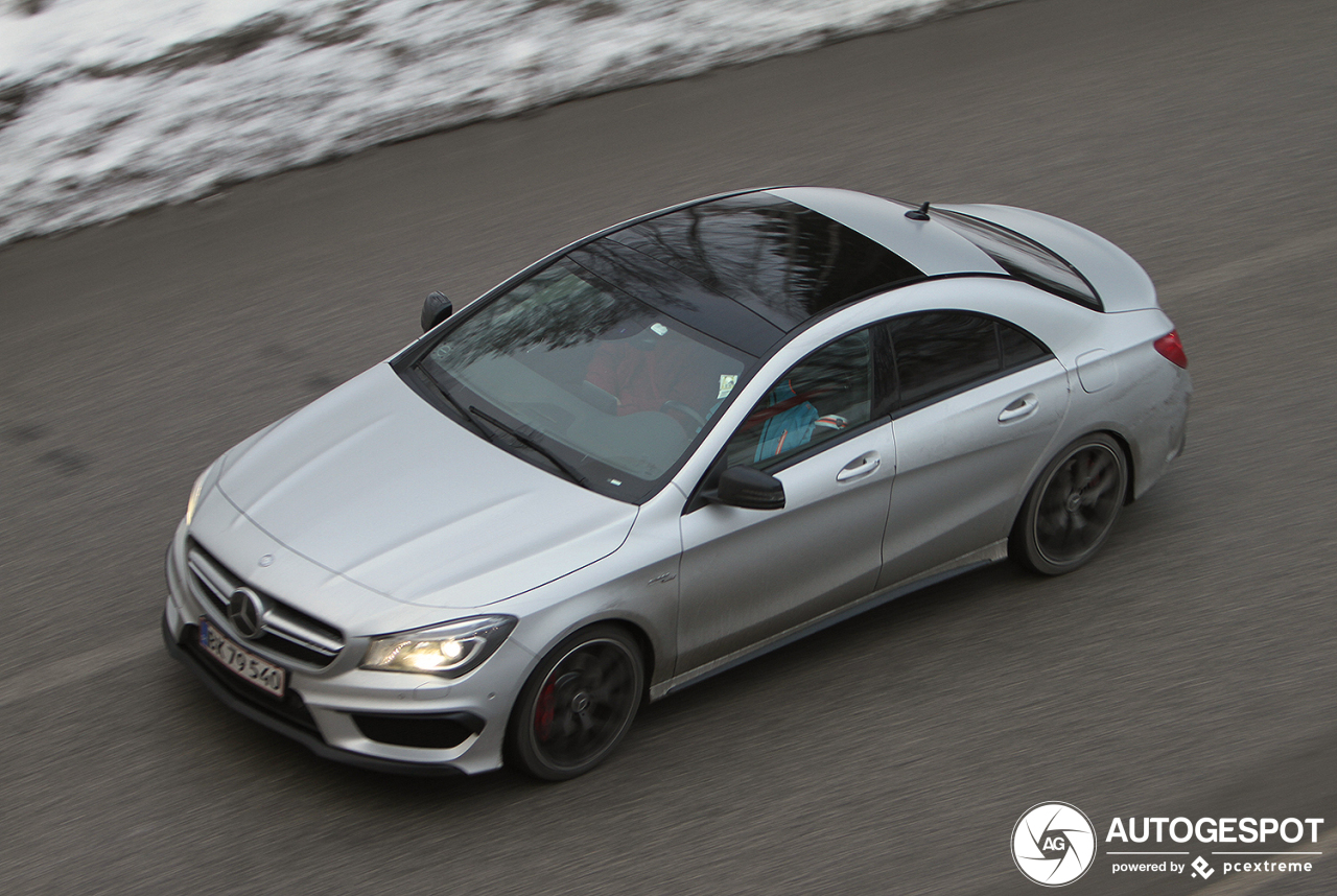 Mercedes-Benz CLA 45 AMG C117