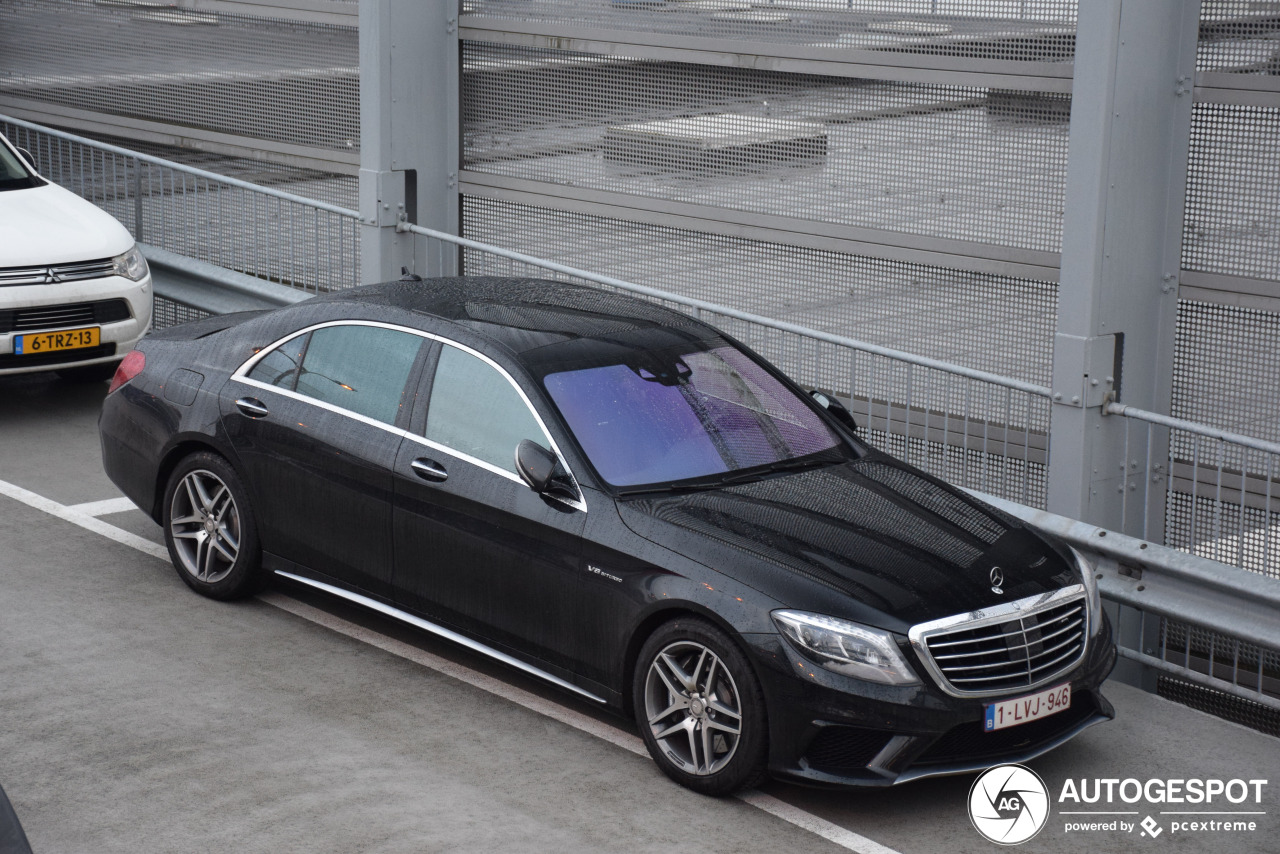 Mercedes-Benz S 63 AMG V222