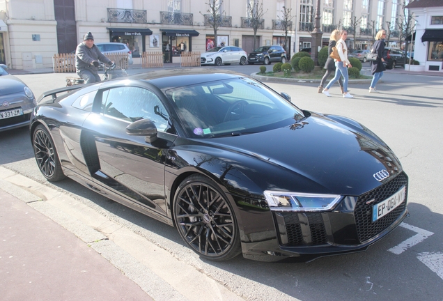 Audi R8 V10 Plus 2015