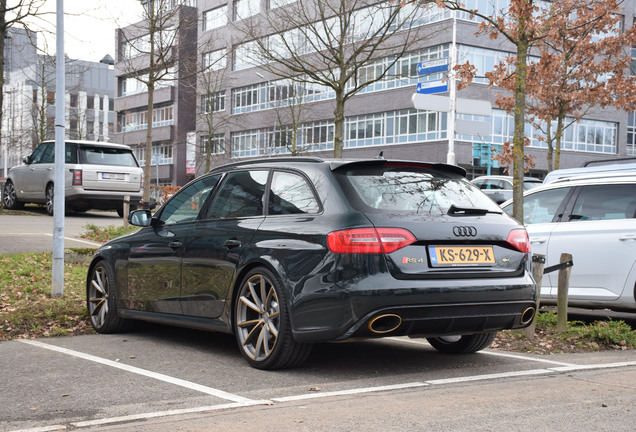 Audi RS4 Avant B8