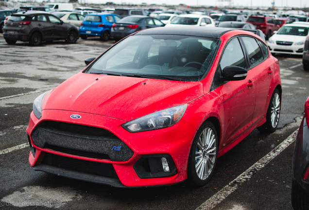 Ford Focus RS 2015 Race Red Edition 2018