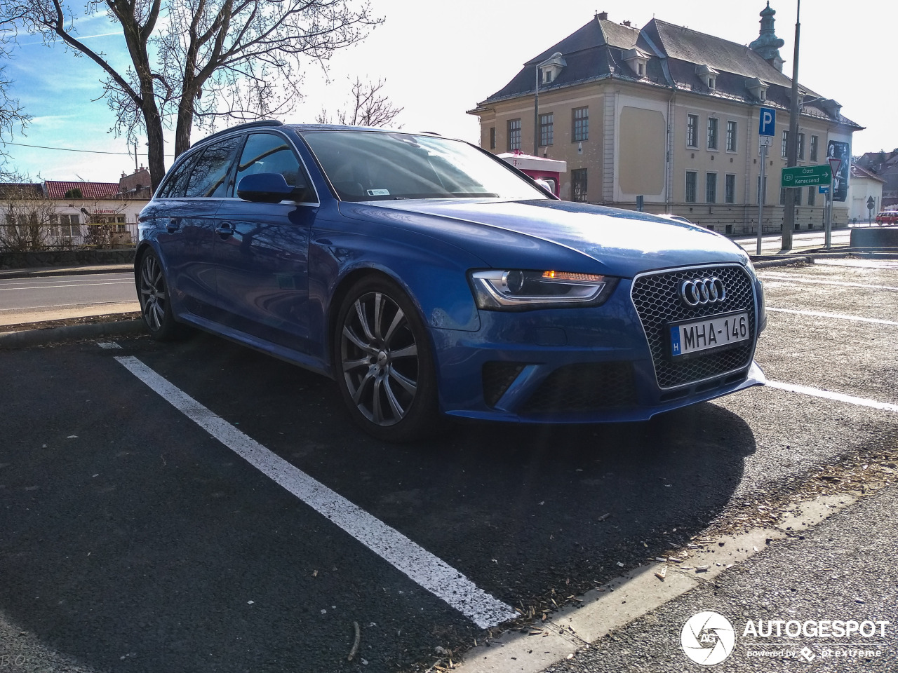 Audi RS4 Avant B8