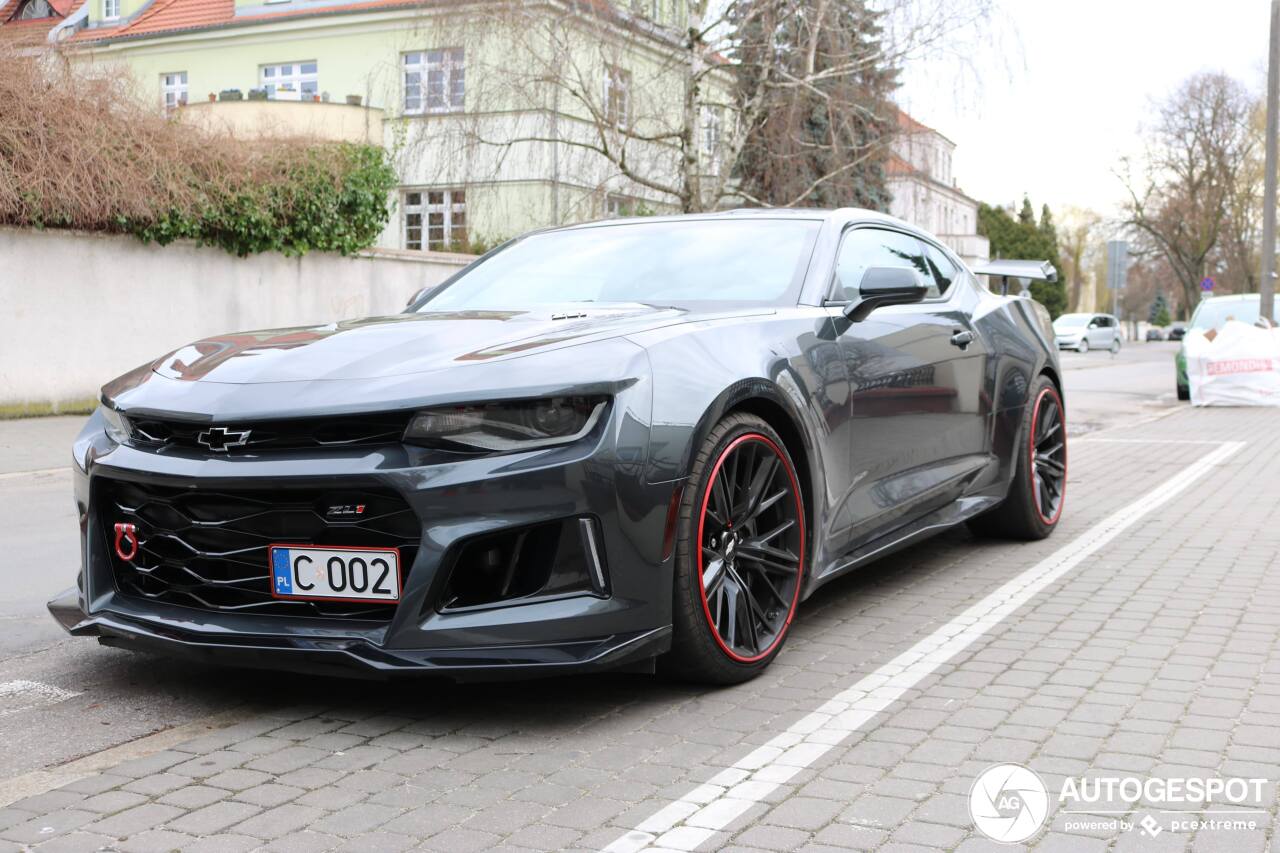 Chevrolet Camaro ZL1 2016