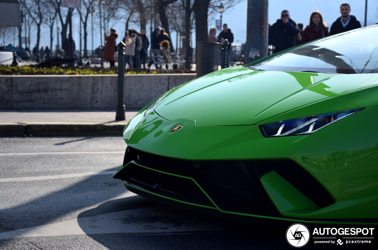 Lamborghini Huracán LP640-4 Performante