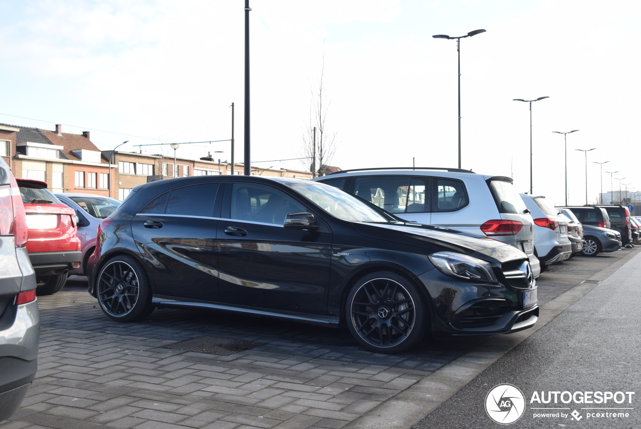 Mercedes-AMG A 45 W176 2015