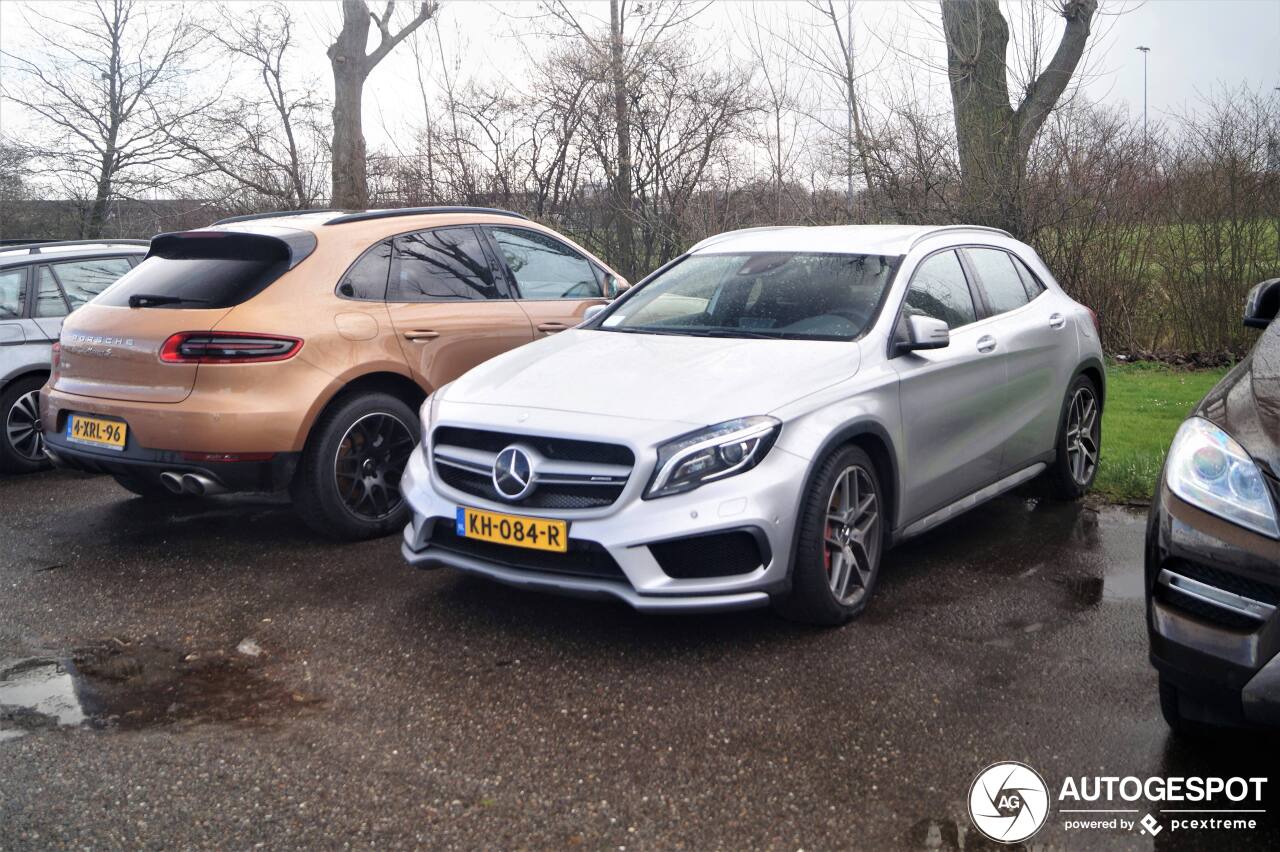 Mercedes-Benz GLA 45 AMG X156