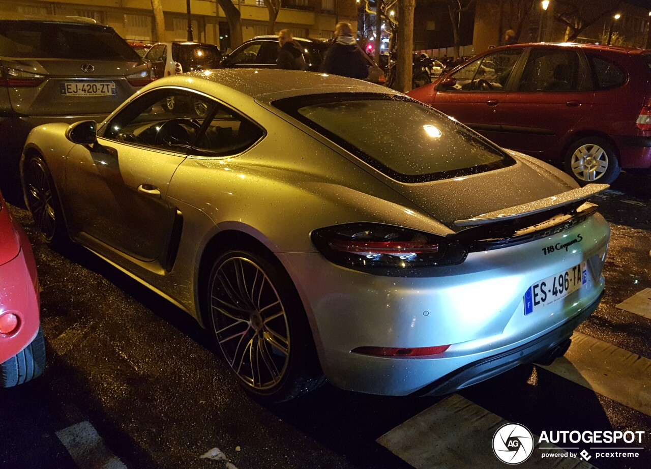 Porsche 718 Cayman S