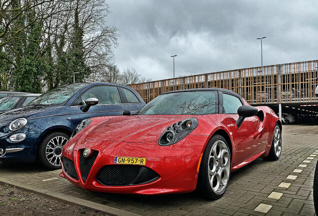 Alfa Romeo 4C Coupé